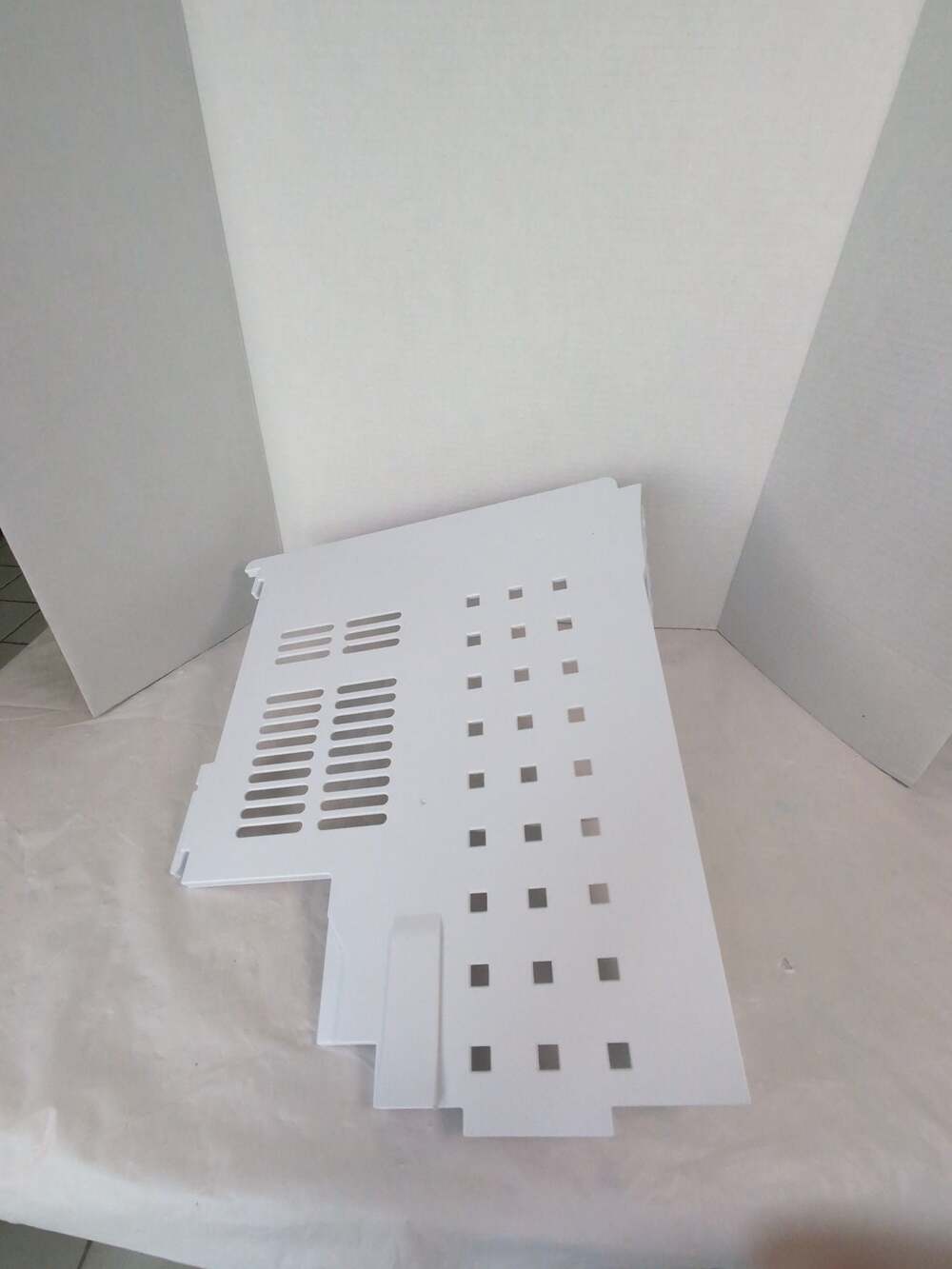 Samsung DA67-02454A Refrigerator Partition-Cool